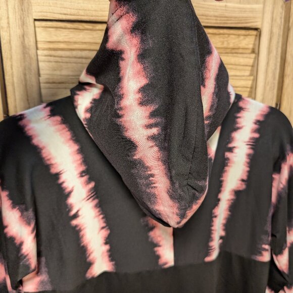 LuLaRoe AMBER Black and Pink Tie-Dye Hoodie Size Small - Picture 10 of 10